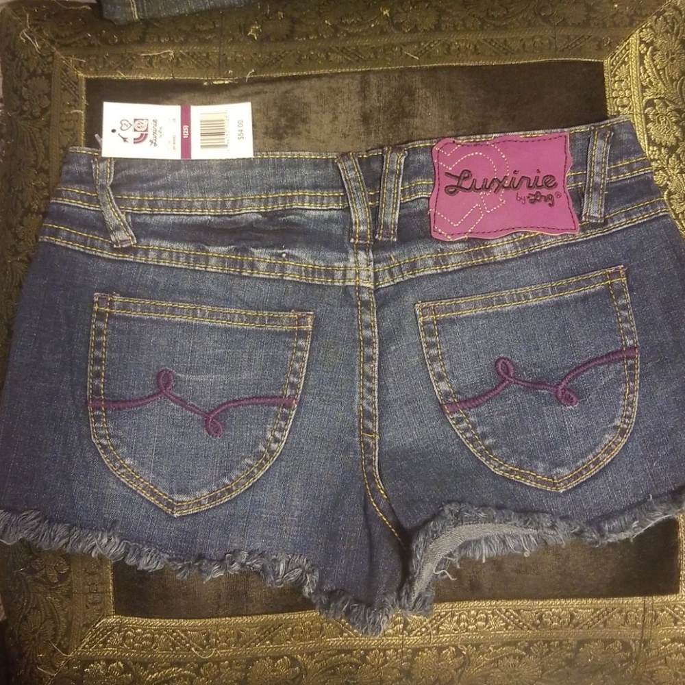 Luxirie Shorty Short Shorts Sz 1/25 NWT